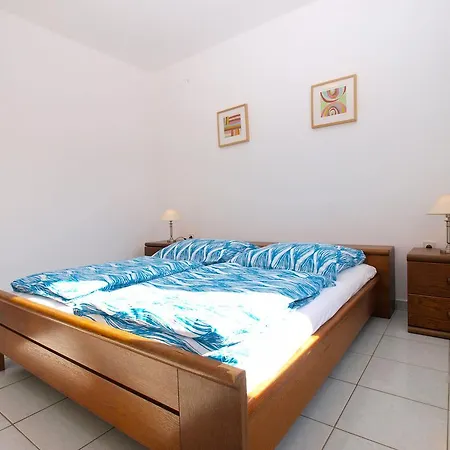 Zorka 1421 * Pjescana Uvala