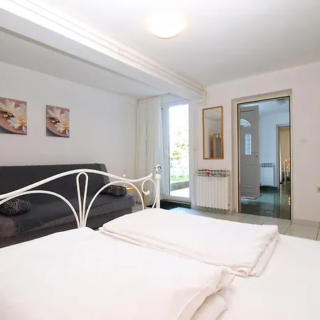 Appartement Zorka 1421 Pjescana Uvala