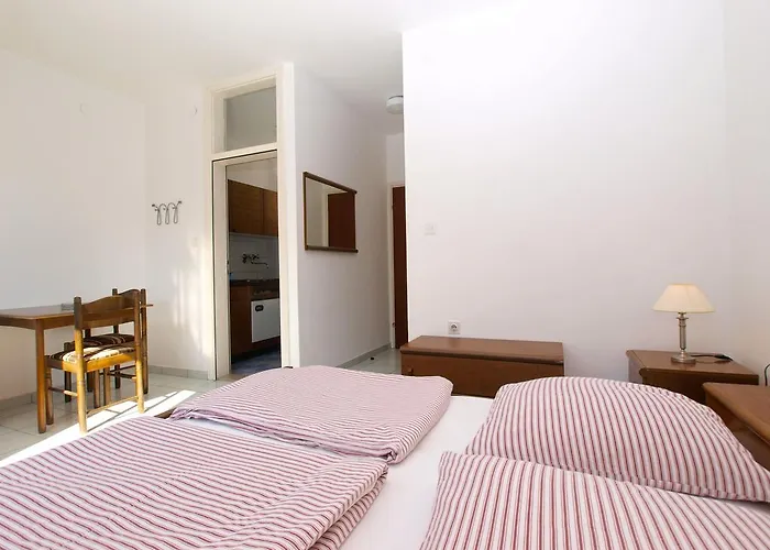 Zorka 1421 * Pjescana Uvala