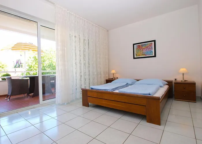 Zorka 1421 * Pjescana Uvala